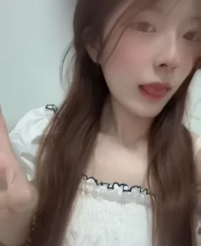 闷骚型兼职小妹妹