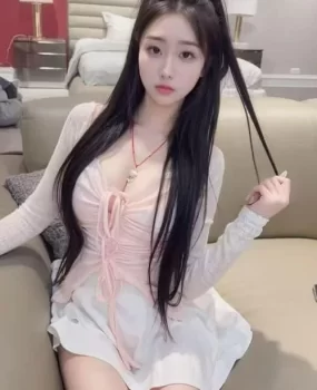 品尝到漂亮女孩的温柔