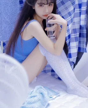 终于草到一个心仪年轻妹