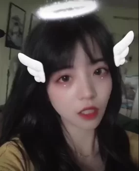 上海清纯极品大长腿小仙女，床下清纯漂亮床上淫荡风骚