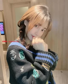 舌吻69，口爆，蚂蚁上树，冰火两重天，莞式毒龙，舌曼全身，全套